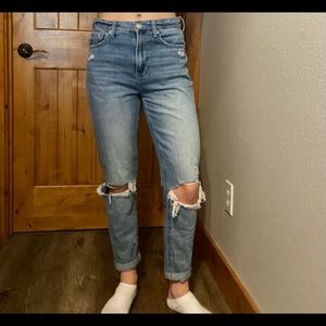 American Eagle Mom Jeans